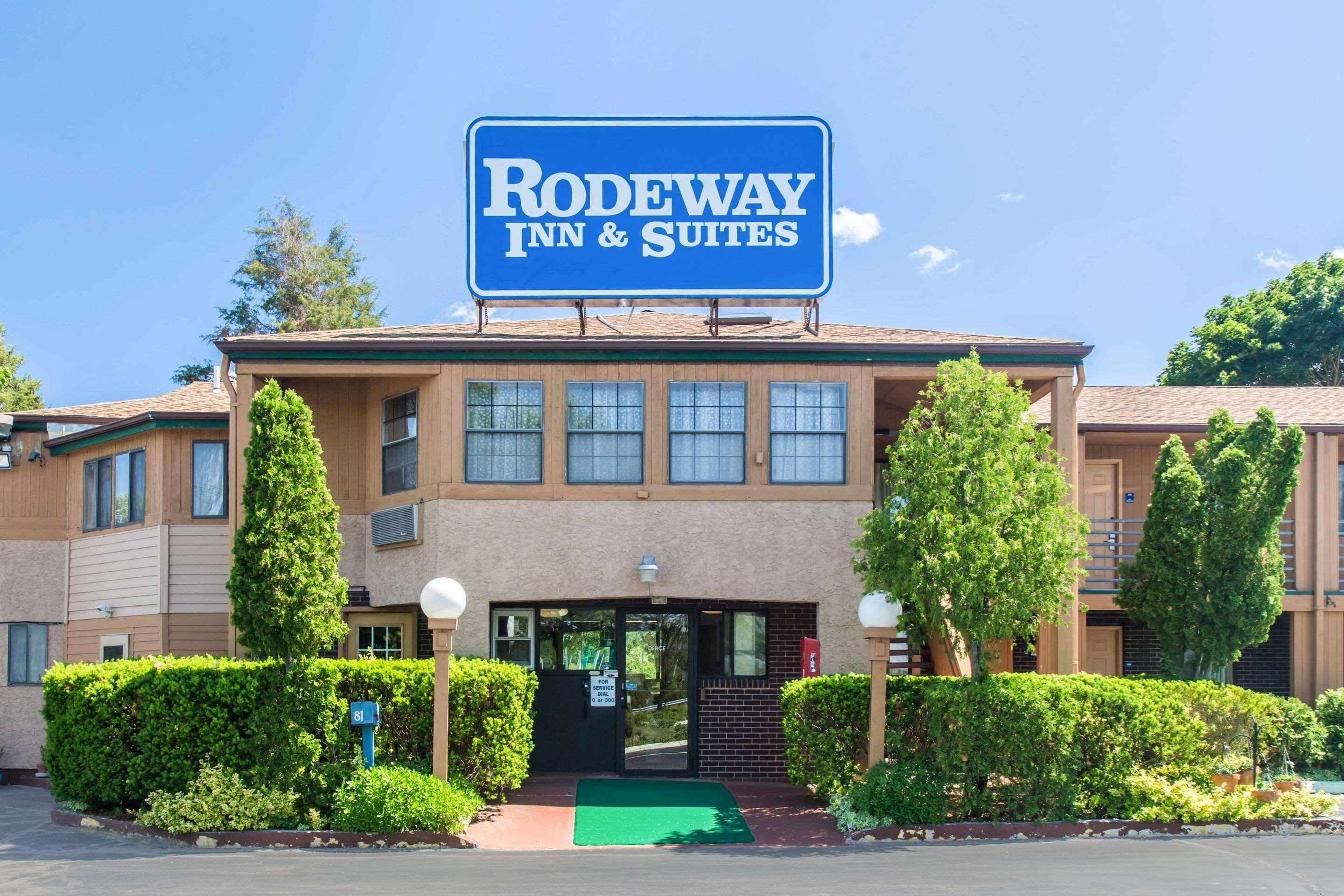 Rodeway Inn & Suites Branford - Guilford Exterior foto