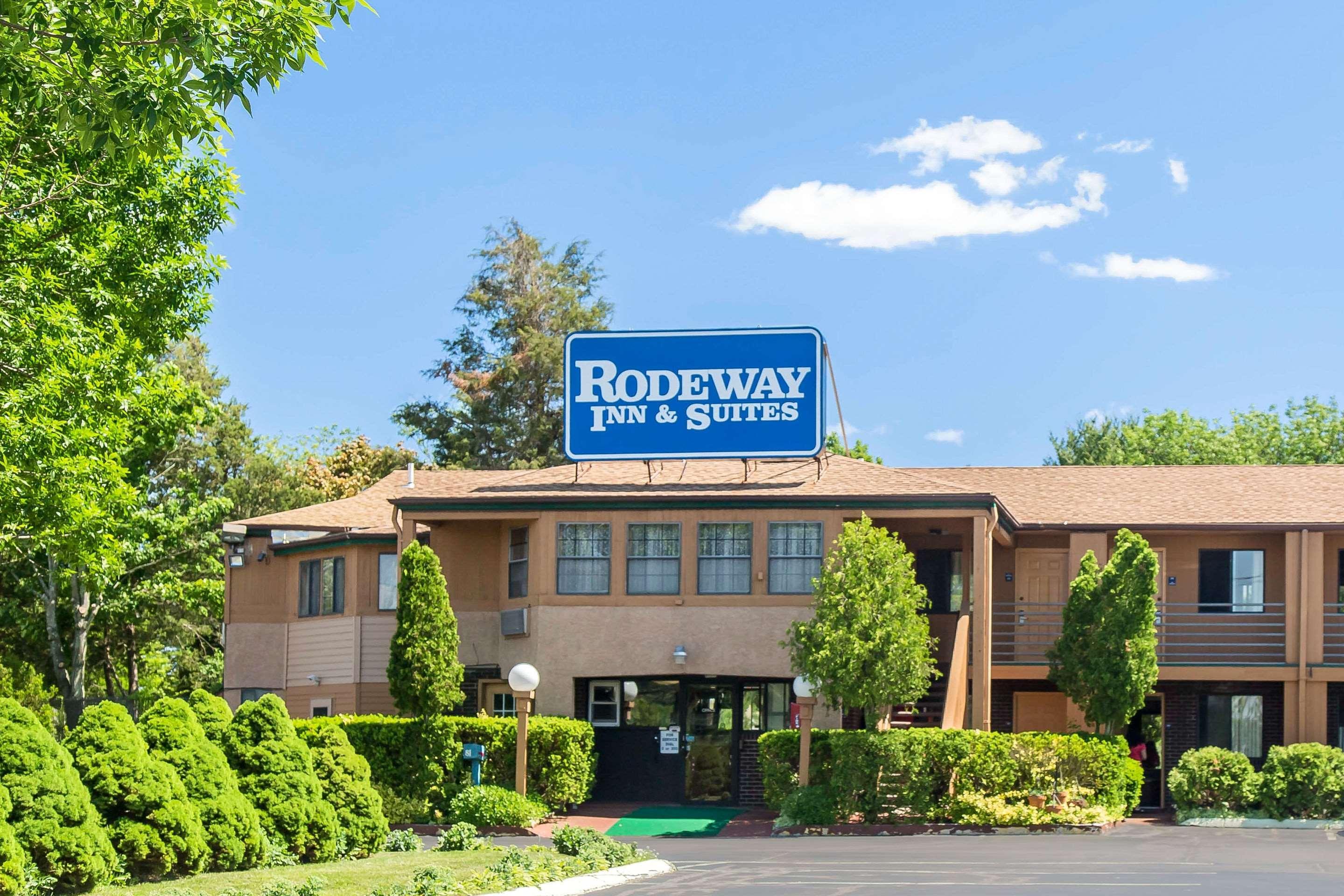 Rodeway Inn & Suites Branford - Guilford Exterior foto